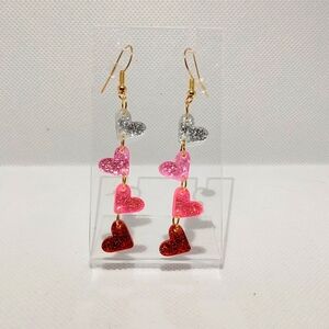 New Heart-shaped dangling earrings